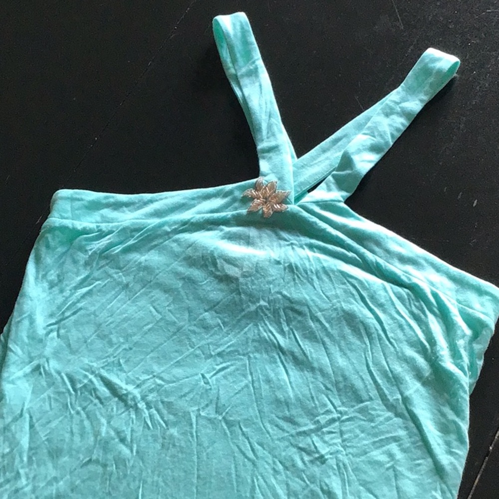 EUC How & Wen mint tank with beaded flower